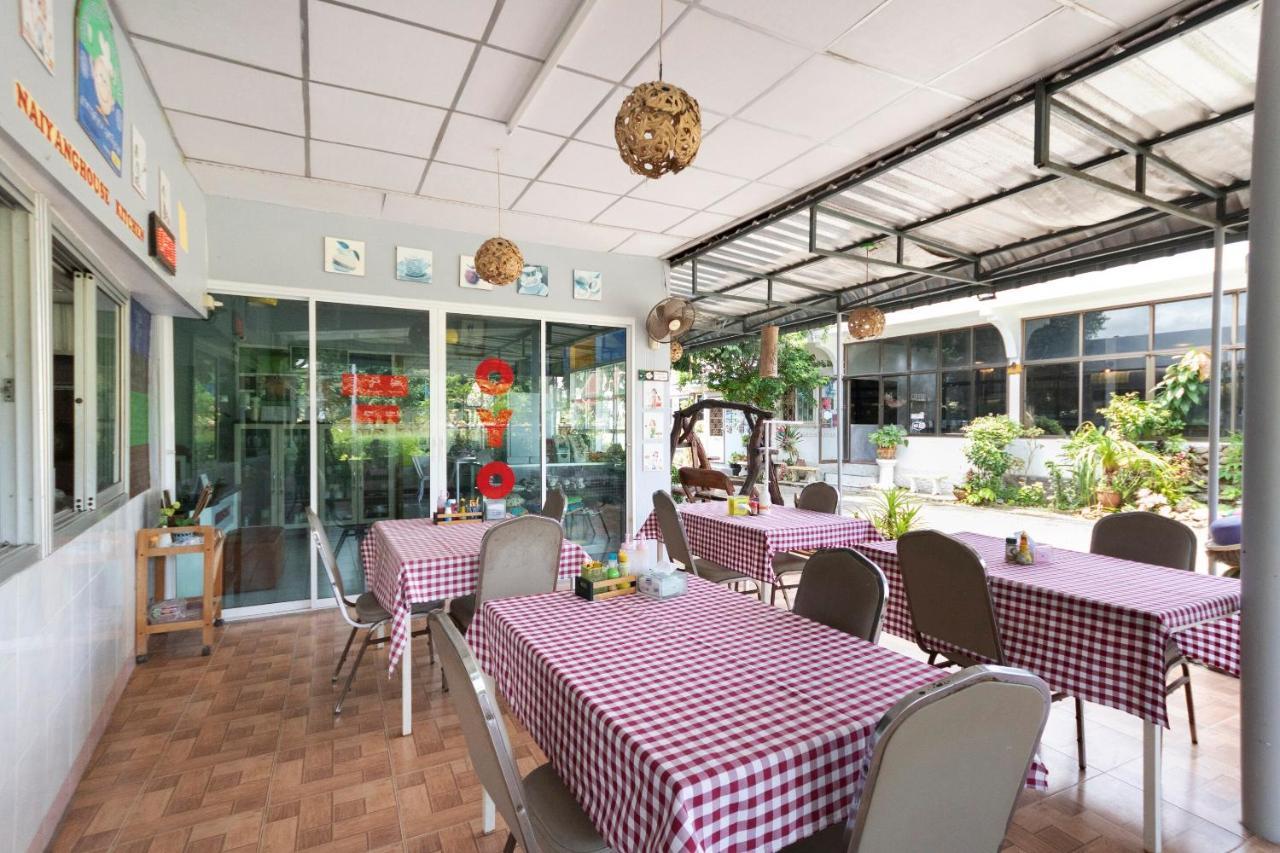 Oyo 1154 Naiyang House Hotel Nai Yang Beach Buitenkant foto
