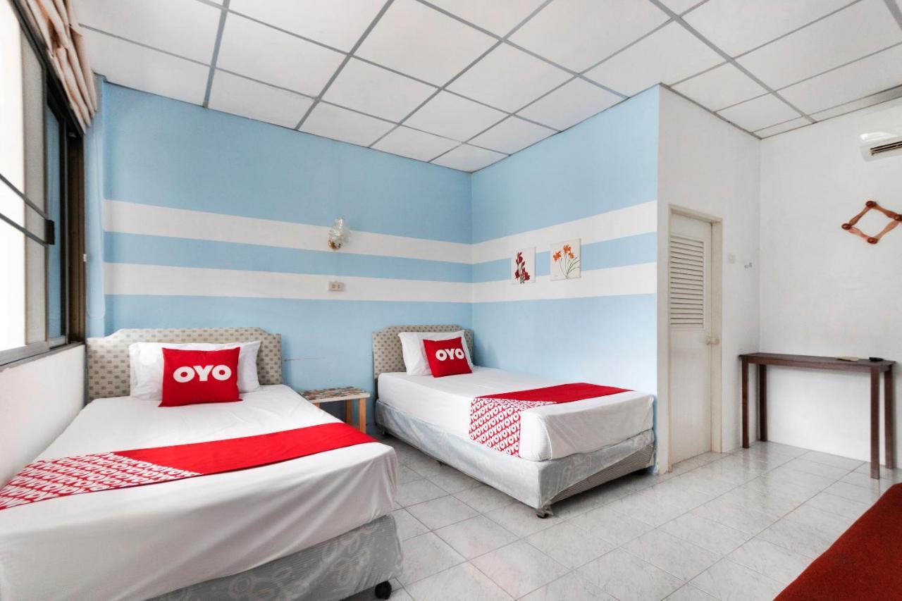 Oyo 1154 Naiyang House Hotel Nai Yang Beach Buitenkant foto