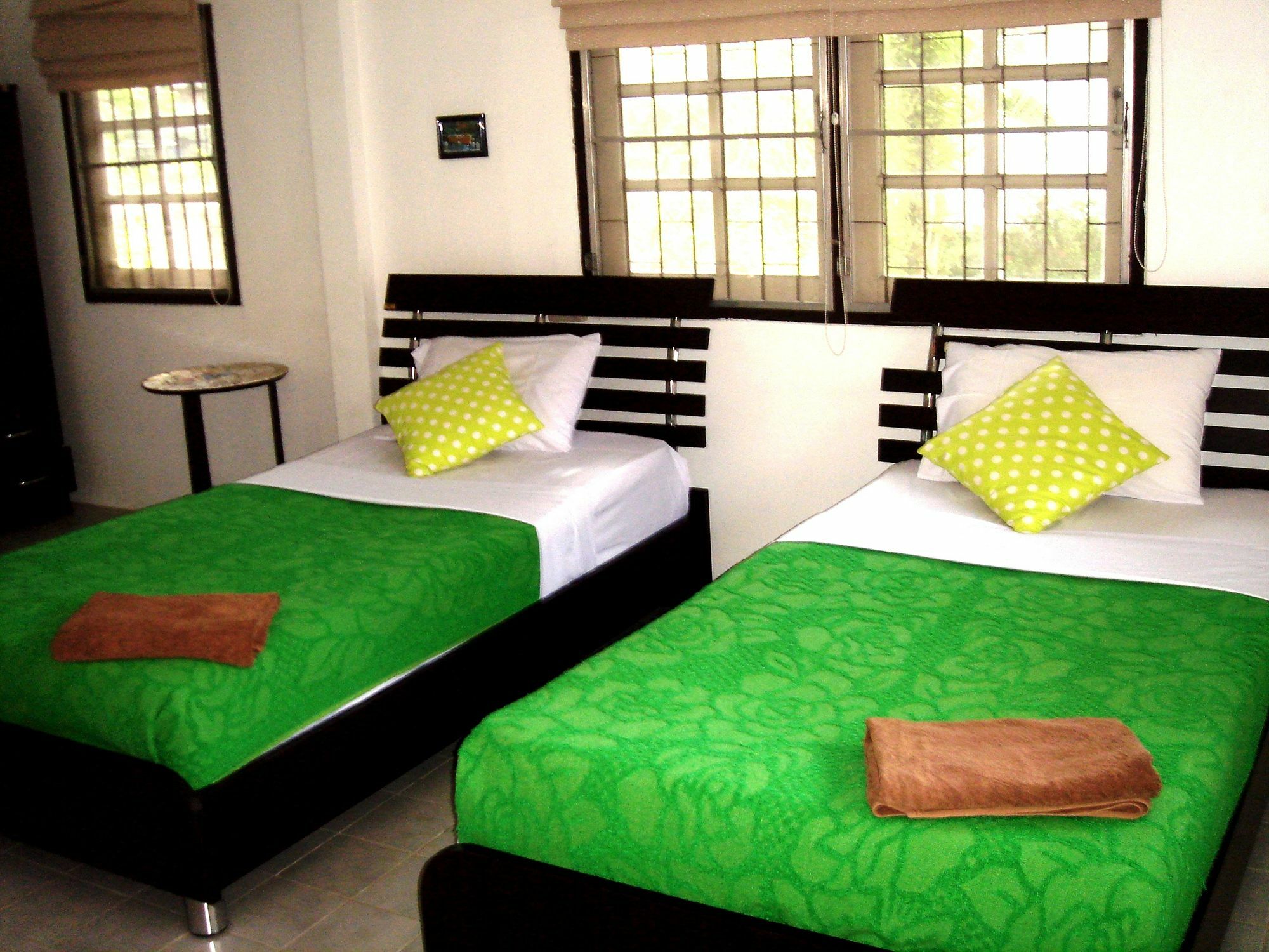 Oyo 1154 Naiyang House Hotel Nai Yang Beach Buitenkant foto